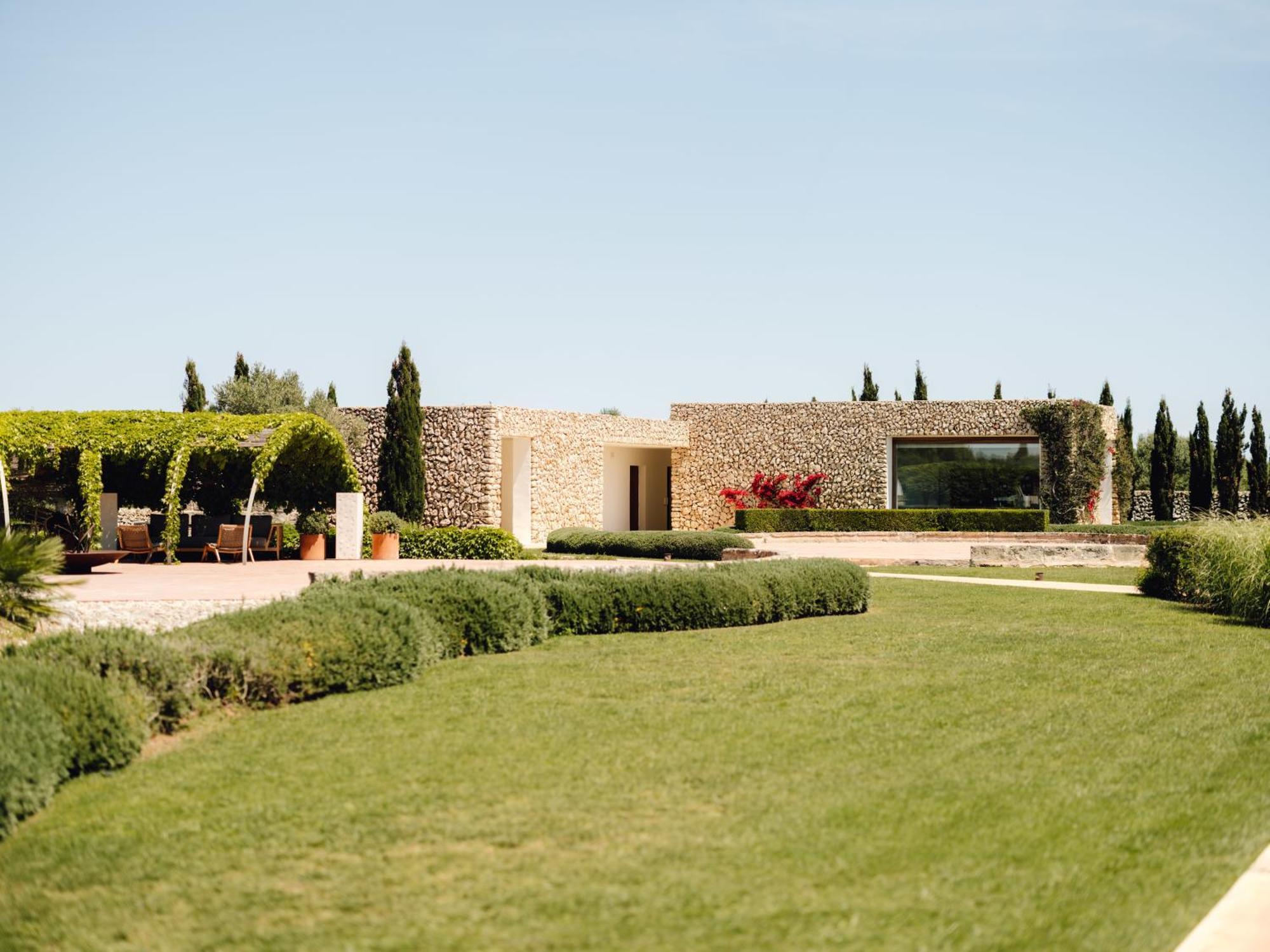 Torralbenc, A Small Luxury Hotel Of The World Cala En Porter  Exterior photo