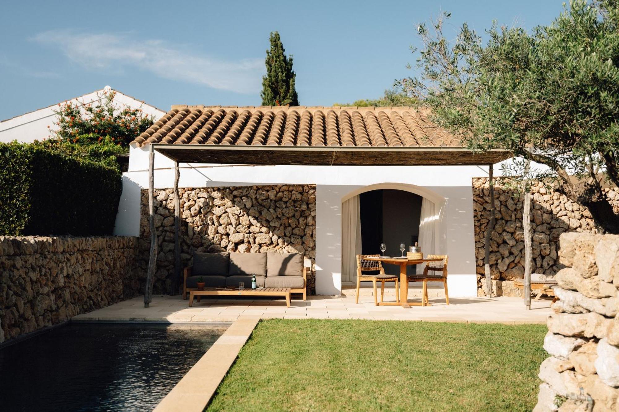 Torralbenc, A Small Luxury Hotel Of The World Cala En Porter  Exterior photo